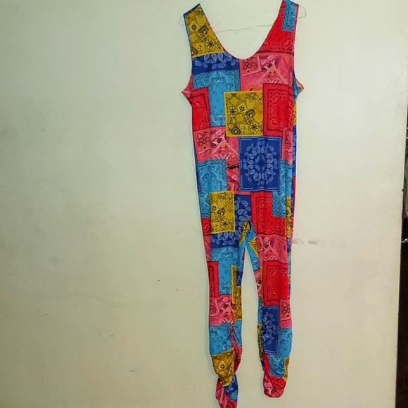 Size 3X Madrag stretchy Bandana cat suit great fit and stretch vibrant look - Picture 1 of 10